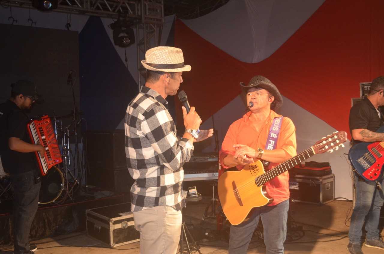 Camacã: Último dia de festa em Jacareci fecha com chave de ouro